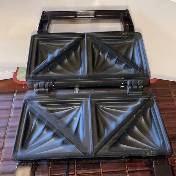 CLARK SNAKMASTER MULTI PURPOSE TOASTER - Picture 3 of 4